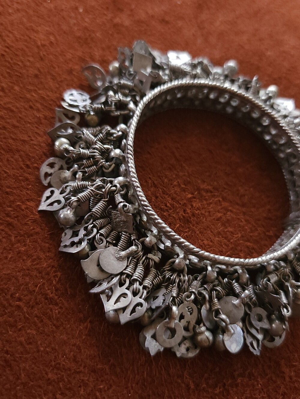 Vintag Charm Bracelet Silver Tone Bolywood Ethnic